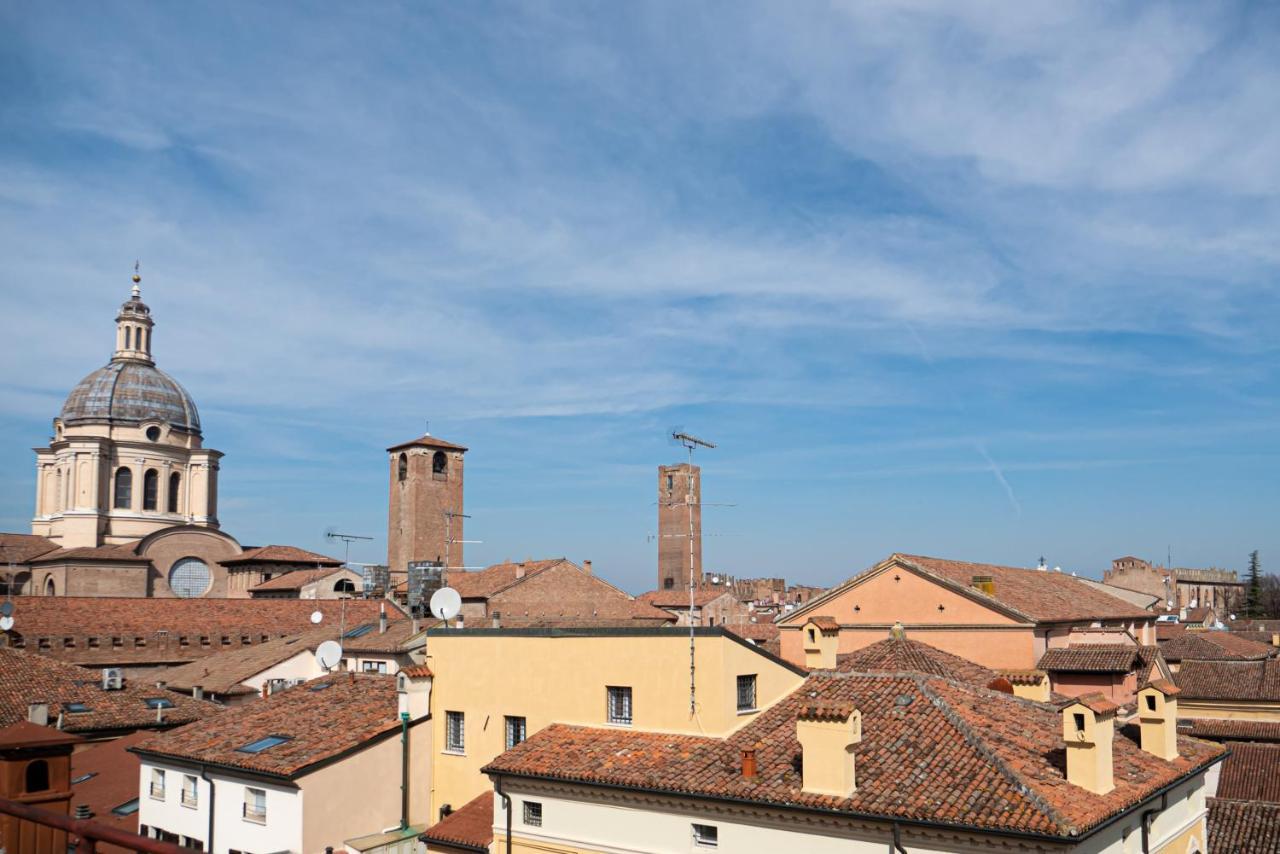 Mansarda Le Torri Apartamento Mântua Exterior foto