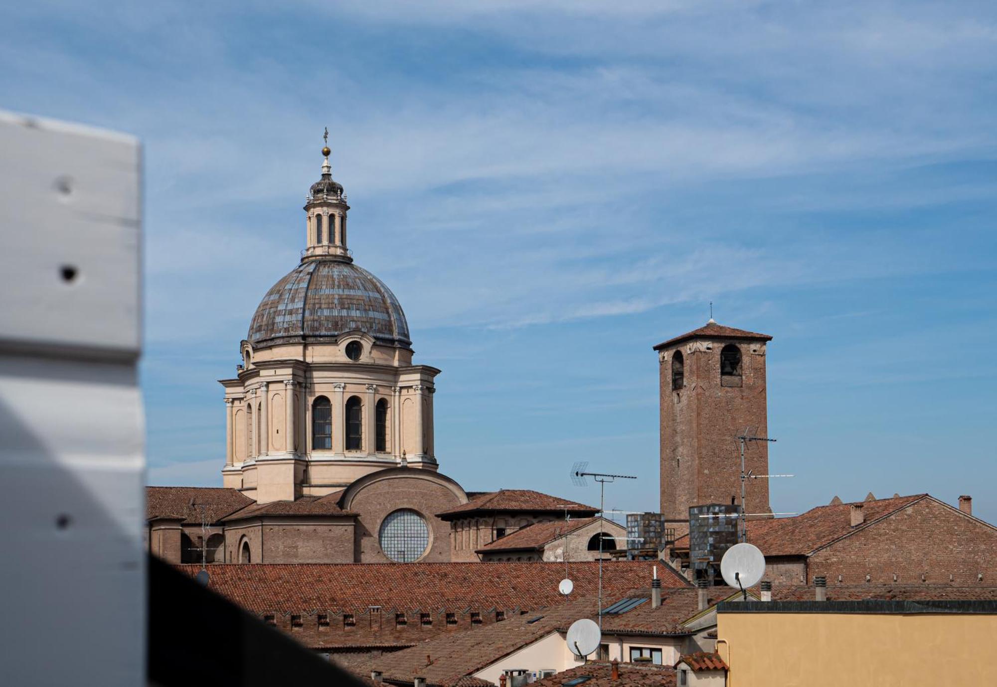 Mansarda Le Torri Apartamento Mântua Exterior foto